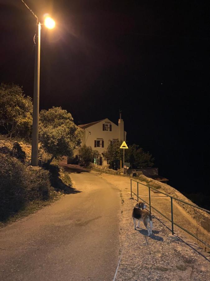 Ustrine View Villa Екстериор снимка